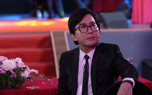 NSƯT Kim Tử Long: Không đẹp trai, người mẫu nhưng khi lên sân khấu luôn có hào quang