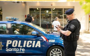 Hiện trường vụ xả súng nhắm vào nhà vợ Messi