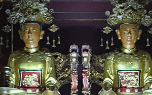 Đêm đêm rì rầm trong tiếng đất - Chuyện nữ chúa Đông Sơn: Tháng Ba nhớ mãi Hai Bà