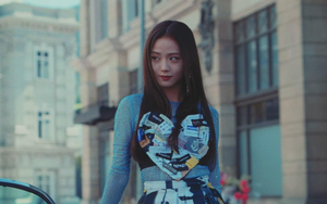 Jisoo vừa ra mắt MV solo lập tức lọt top BXH tại Hàn và từ khóa “khó nghe" cũng đạt #1 tìm kiếm trên MXH xứ Trung