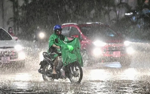 Trung Bộ, Tây Nguyên và Nam Bộ ngày nắng, tối có mưa dông