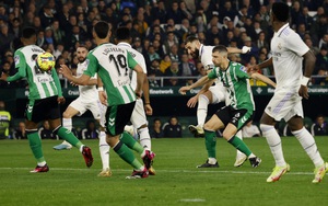 Hòa Betis, Real Madrid lại vụt tắt giấc mơ lật đổ Barcelona