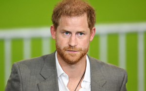 Cuộc hôn nhân của Harry và Meghan đang trên bờ vực do phản ứng tiêu cực từ cuốn hồi ký Spare