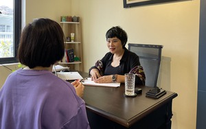 Ám ảnh khi bị lạm dụng tình dục từ bé, cô gái 24 tuổi nhiều lần muốn kết liễu đời mình