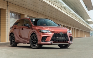 Thêm 1,51 tỷ lấy bản cao nhất, khách Việt mua Lexus RX 500h được cả tá ‘đồ chơi’: Trải nghiệm lái bỏ tiền không nâng cấp được
