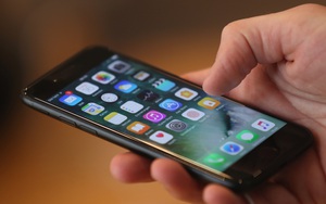 Nhiều iPhone có nguy cơ thành "cục gạch", người dùng phải làm ngay điều này!