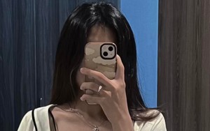 Thanh Nhã khoe vòng eo đầy gợi cảm