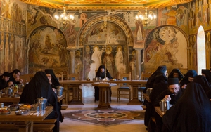 Đối lập với Nữ nhi quốc, đây là nơi chỉ có đàn ông sống: Cấm nữ giới lui tới, khách du lịch ghé thăm phải kiểm tra giới tính