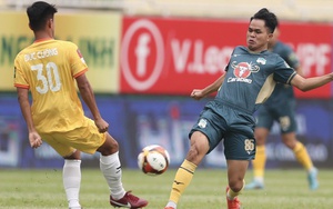 Vừa thắng tưng bừng, HAGL lại mất điểm trước Khánh Hòa khiến HLV Kiatisuk tiếc nuối