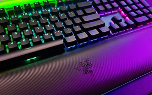 Trên tay Razer BlackWidow V4 Pro – Bàn phím dành cho game thủ hệ “OCD RGB”