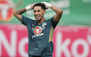 Sao trẻ "gánh còng lưng", HAGL của bầu Đức tái hiện "căn bệnh kinh niên" đáng trách