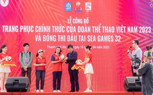 Công bố trang phục đoàn thể thao Việt Nam tại SEA Games 32