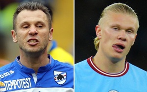 Ghi tới 45 bàn mùa này, Haaland vẫn bị nhận xét xanh rờn là 'không biết chơi bóng'