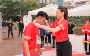 Hoa hậu Khánh Vân đồng thành chương trình ‘Cung đường yêu thương 2023’