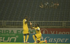 Ngoại binh tỏa sáng, SLNA thắng dễ HAGL, có 3 điểm đầu tay tại V-League 2023