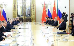 Tổng thống Nga Vladimir Putin tiếp Bộ trưởng Quốc phòng Trung Quốc
