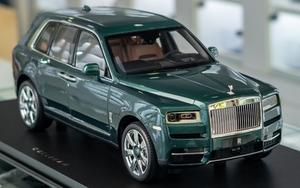Nhập 2 mô hình Rolls-Royce Cullinan đầu tiên Việt Nam, người bán chia sẻ: ‘Chỉ người có xe thật mới mua được’