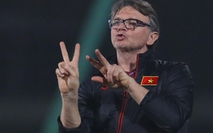 HLV Troussier: ‘Đối thủ SEA Games chỉ ngang cơ, U22 Việt Nam sẽ không thua như Doha Cup’