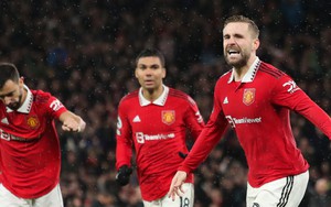 Tin bóng đá MU 18/4: 4 ngôi sao lọt đề cử đội hình tiêu biểu, Phil Jones sắp ra đi