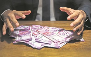 Đất nước 1,4 tỷ dân 'chao đảo' vì app vay tiền online từ Trung Quốc: Hàng trăm người tự sát vì những chiếc bẫy kinh hoàng