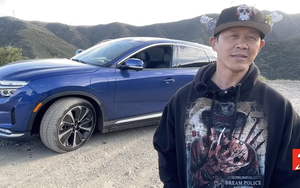 'Dân tổ' đất Mỹ mang VinFast VF 8 lên núi off-road: 'Cho 7/10 điểm, gầm hơi thấp'