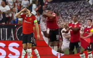 Bằng chứng 'anh trưởng' Maguire 'quá bá': Hết làm đội nhà thua đau, còn khiến đồng đội chấn thương