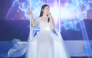 Nam Em: Giọng hát gây tranh cãi và nỗ lực theo đuổi ca hát chuyên nghiệp