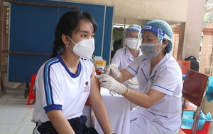 Dịch Covid-19: ​Người dân nên chủ động tiêm vaccine để duy trì miễn dịch cộng đồng