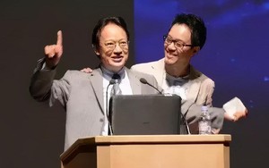 "Con trai, cha muốn con được 0 điểm trong bài kiểm tra", lời nói lạ lùng của ông bố giúp cậu con trai từng học rất kém đỗ ĐH Harvard 