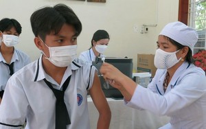 Đẩy nhanh tiến độ tiêm vaccine Covid-19 cho trẻ từ 5 - 17 tuổi