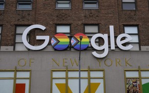 Google, Microsoft tăng trưởng vượt kỳ vọng khi cuộc đua AI nóng lên