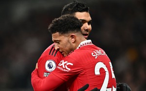 'Cầm vàng lại để vàng rơi', Man United mất điểm trước Tottenham sau màn rượt đuổi tỉ số kịch tính