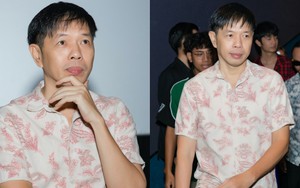 Thái Hòa mặc giản dị xuất hiện giữa rạp phim, không thể tin đây là 'ông hoàng phòng vé'