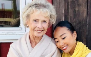 Chân dung mẹ chồng 81 tuổi làm nha sĩ, sống một mình trong căn nhà lớn của Đoan Trang