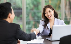 Nhà tuyển dụng nữ hỏi: "Nếu khóa quần của tôi chưa kéo, bạn sẽ nhắc như thế nào?" - Người có EQ cực cao mới có thể giải đáp câu hỏi hóc búa này! 