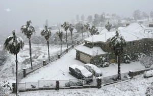 Mỹ: Lượng tuyết rơi tại California đạt mức kỷ lục