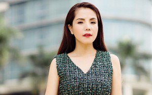 Gia đình giàu có nhưng khi con trai xin tiền đi chơi, người chị thân thiết của Diệp Lâm Anh phản ứng bất ngờ: Cách dạy con đáng nể!