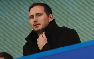 Với động thái này, Lampard đã sẵn sàng ngồi vào ghế nóng ở Chelsea?