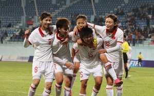 Huỳnh Như ghi cú đúp, Thanh Nhã lập siêu phẩm, nữ Việt Nam thắng tưng bừng trước Nepal