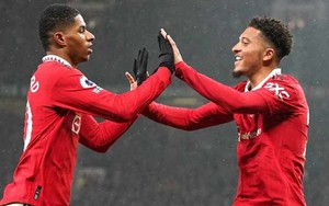 Rashford tái hiện phong độ 'gánh team' của Rooney, MU trở lại Top 4 đầy ngoạn mục