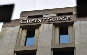 Credit Suisse tiếp tục bị kiện
