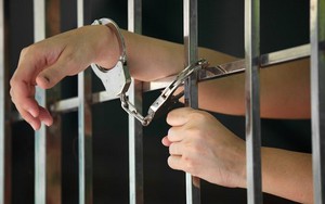 Tạm giữ hai đăng kiểm viên Chi cục Đăng kiểm Hải Hưng (Hải Dương)