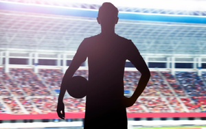 Vụ sao bóng đá ngoại tình: Tiểu tam 'áp lực' vì bị ép nhận nửa tỉ để giữ sự im lặng