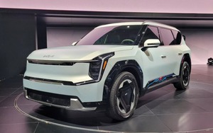 Kia EV9 khiến dân Mỹ vỡ mộng vì thiếu 'option', nhưng vẫn tạo áp lực đủ lớn cho VinFast VF 9