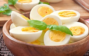 Chỉ ăn trứng luộc vào buổi sáng có tốt cho sức khoẻ?