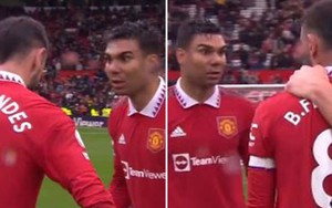 Casemiro quát thẳng mặt Bruno Fernandes vì sai lầm ngu ngốc khiến CĐV MU thích thú
