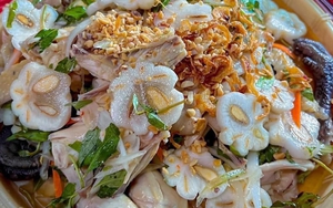 Hướng dẫn làm gỏi gà măng cụt chuẩn ngon của mẹ đảm người Huế 