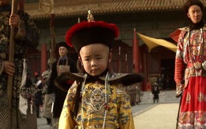 Phổ Nghi vừa thoái vị, Ái Tân Giác La vẫn còn tồn tại, vì sao quý tộc nhà Thanh lập tức thay tên đổi họ?