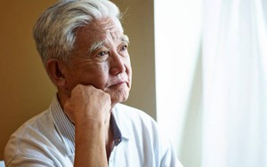 Trả nợ 1 tỷ đồng để con trai học Tiến sĩ, nay không mua nhà cho con liền bị từ mặt, người đàn ông đau đớn: 'Tôi đã làm gì sai?'