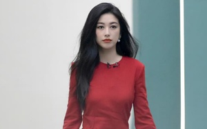 Mỹ nhân 8 lần vào top đẹp nhất thế giới bị chỉ trích vì thái độ kém duyên ở Đạp gió 2023